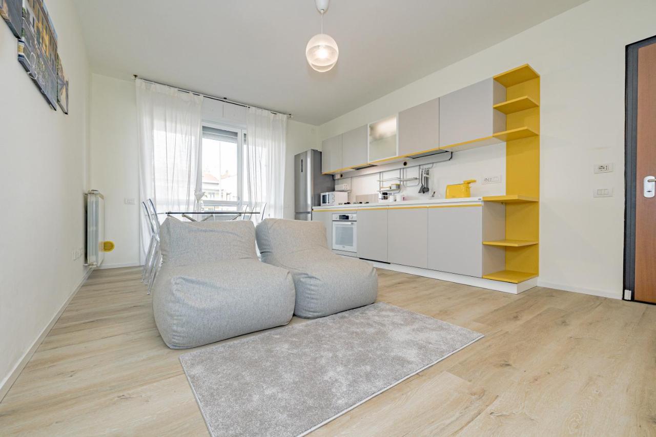 Milan Mchome Trezzano sul Naviglio Ngoại thất bức ảnh